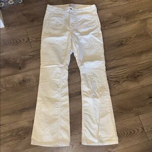 GAP Women's High Rise Flare Cream Corduroy Pants size 32T/14T NWOT